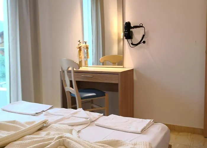 Porto Thassos & Hotel