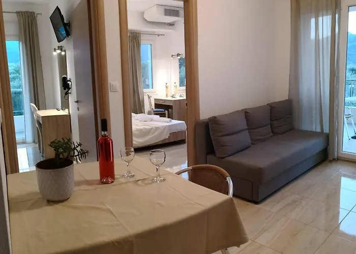 Porto Thassos & Hotel