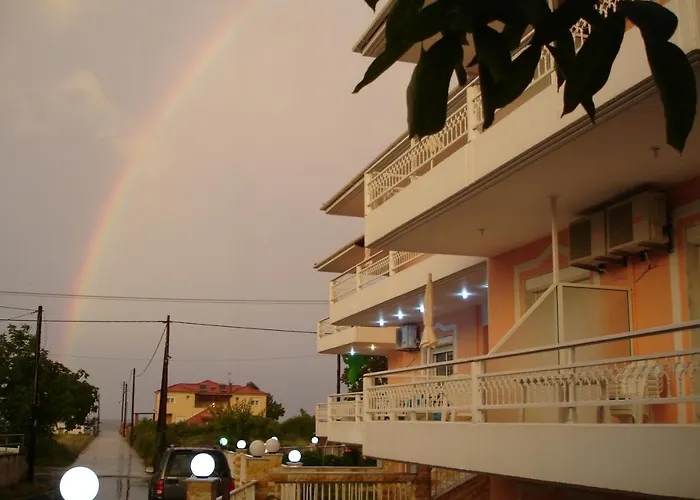 Porto Thassos & Hotel 2*